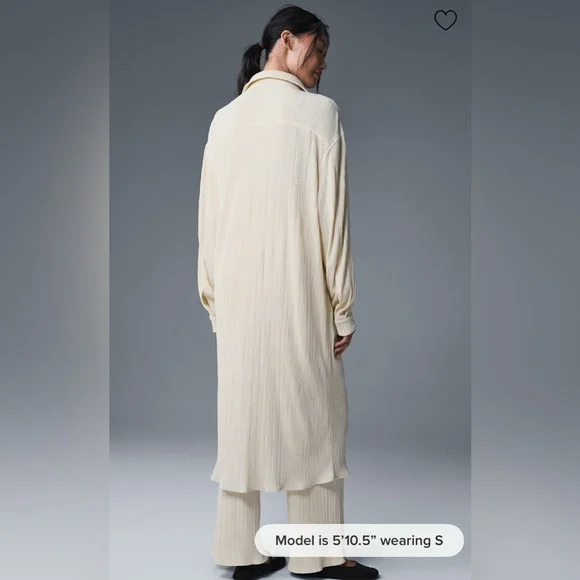 Alo Micro Plisse Shirt Dress, Oat Milk, Size Medium - Picture 3 of 6